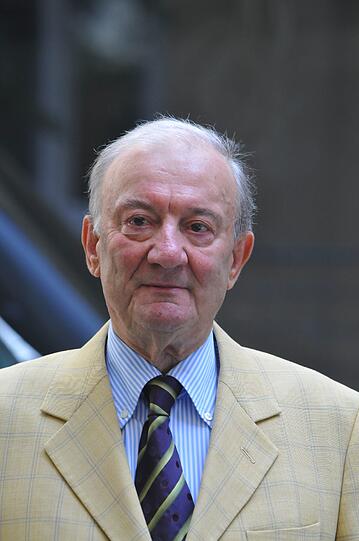 Humbert Saemmer, ein feines Urgestein unter den Münchner Traditions-Händlern. Am 20. März ist er gestorben.