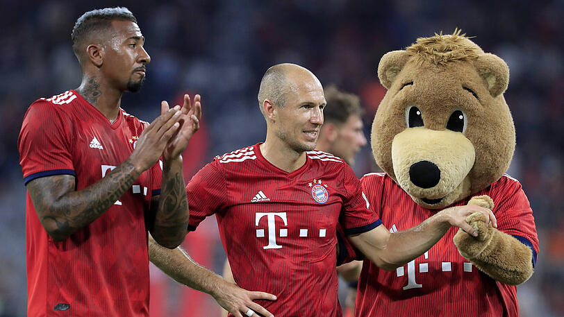 Routiniers beim FC Bayern: Jerome Boateng (li.) und Arjen Robben.
