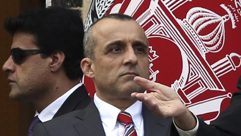 Amrullah Saleh (mitte), ehemaliger Vizepräsident von Afghanistan. Die Taliban sollen den Bruder von Saleh getötet haben.