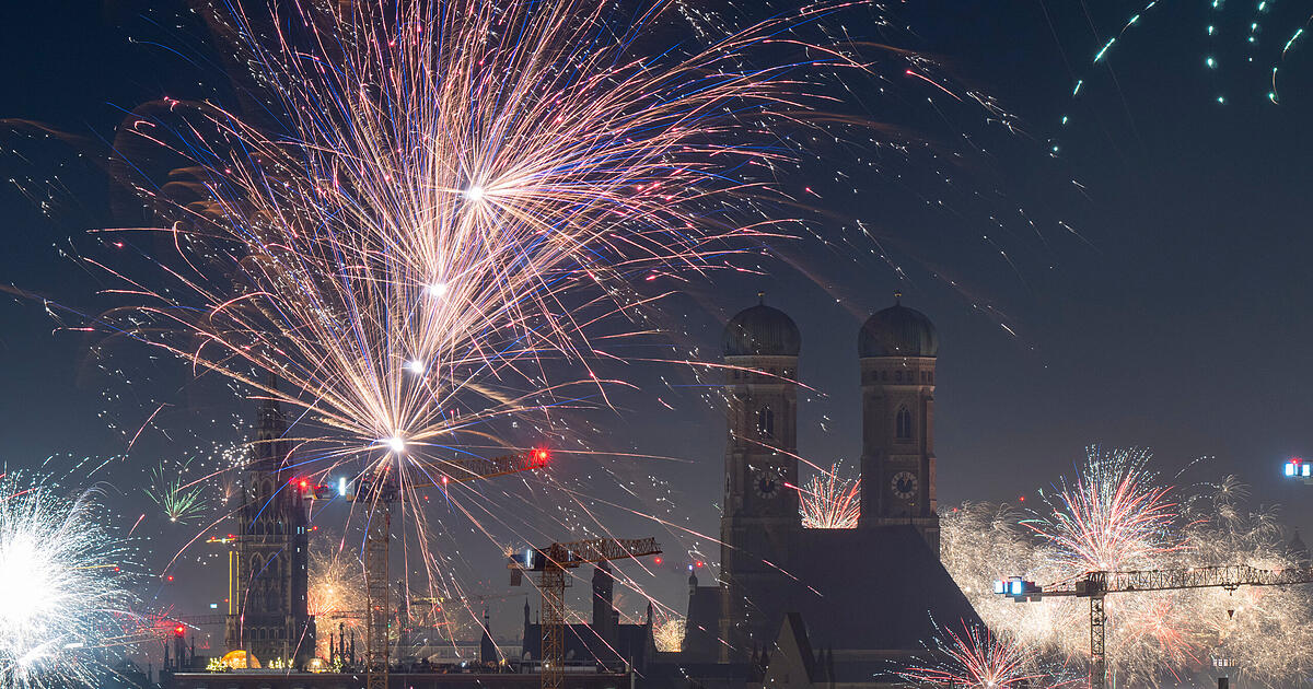 Silvester-Bilanz-So-viel-Feier-M-ll-blieb-in-den-Stra-en-M-nchens-liegen