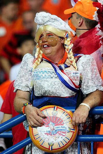 Euro 2012: Gegen Holland: So sexy und verrückt jubeln die Fans - Bilder - Abendzeitung München