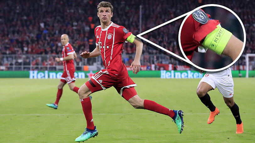 Thomas Müller im Spiel gegen Sevilla: Kapitän dank Klebeband.