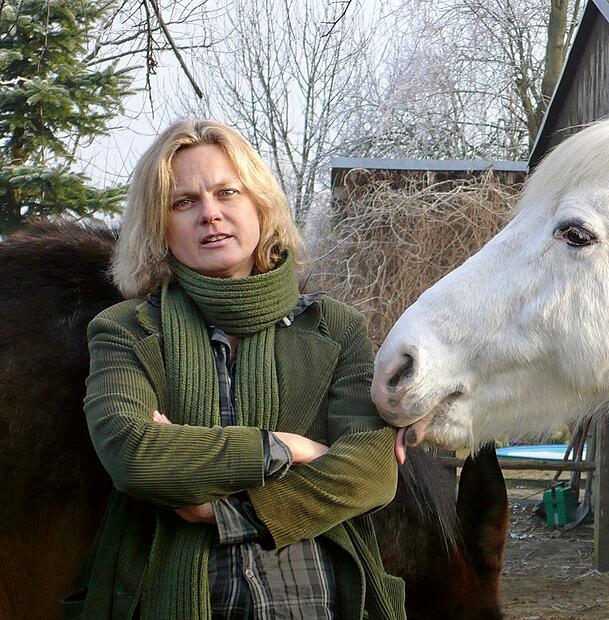 Die Autorin Karen Duve hat einen etwas anderen Roman über die Kaiserin der Herzen "Sisi" geschrieben. Foto: Kerstin Ahlrichs