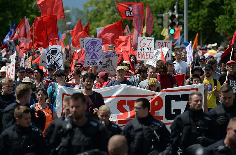 Die Bilder von der Demonstration in Garmisch.