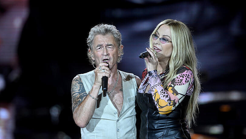 Peter Maffay und Sängerin Anastacia live auf dem Münchner Königsplatz Peter Maffay und Sängerin Anastacia live auf dem Münchner Königsplatz