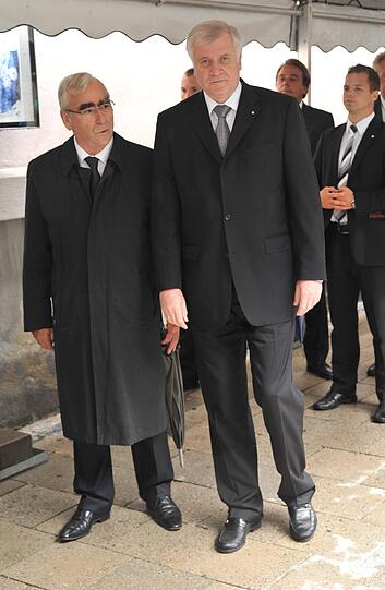 Theo Waigl und der Bayerischer Ministerpräsident Horst Seehofer.