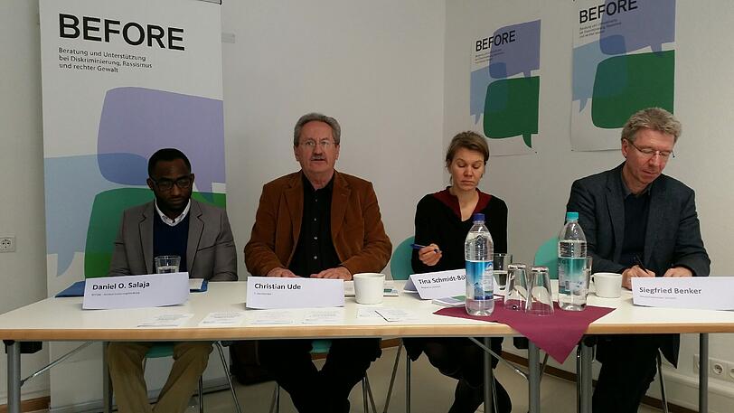 Stellten am Freitag das Hilfsangebot von "Before" vor (v.l.): Berater Daniel O. Salaja, Alt-OB Christian Ude, Tina Schmidt-Böhringer von der Landeskoordinierungsstelle Demokratie Leben  Bayern gegen Rechtsextremismus und Münchenstift-Geschäftsführer Siegfried Benker.