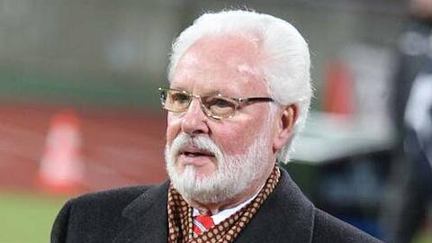 Macht Druck auf Manager Martin Bader und Traienr Michael Oenning: Präsident Michael  A. Roth.