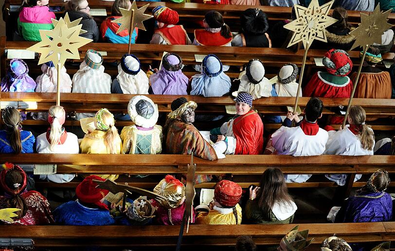 In Garmisch-Partenkirchen trafen sich Sternsinger aus ganz Bayern, um sich mit einem gemeinsamen Gottesdienst auf ihren Einsatz vorzubereiten.
