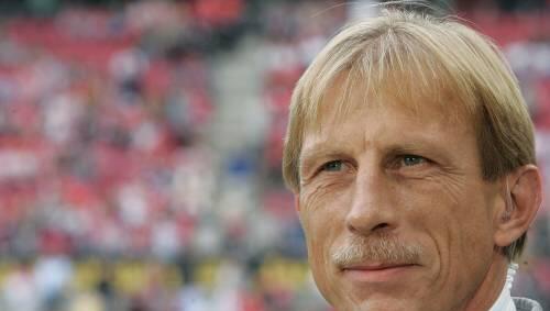 Christoph Daum. Christoph Daum.