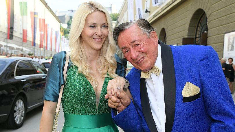 Richard Lugner mit Simone Rheinländer (Biene)