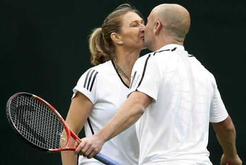 Ein Herz und eine Seele: Auf und außerhalb des Tennisplatzes: Steffi und Andre.