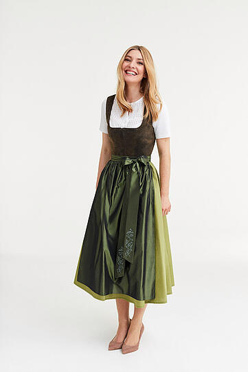 Zeitgemäße Tradition - Das exklusiv für LODENFREY gefertigte Dirndl besticht durch hochwertige Stoffe, liebevolle Details und modische Farbgebung