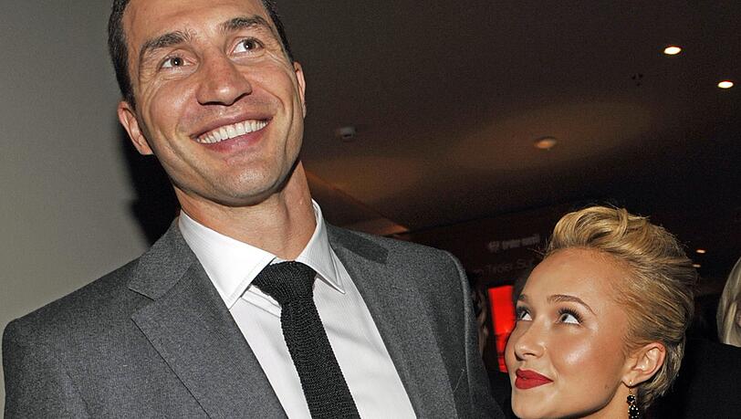 Ein Bild aus glücklichen Zeiten: Wladimir Klitschko mit Hayden Panettiere. Ein Bild aus glücklichen Zeiten: Wladimir Klitschko mit Hayden Panettiere.