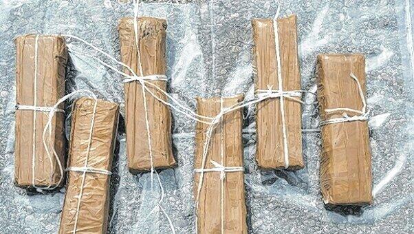 Exakt 2270 Gramm Kokain stecken in diesen Päckchen. Foto: Polizei Exakt 2270 Gramm Kokain stecken in diesen Päckchen. Foto: Polizei