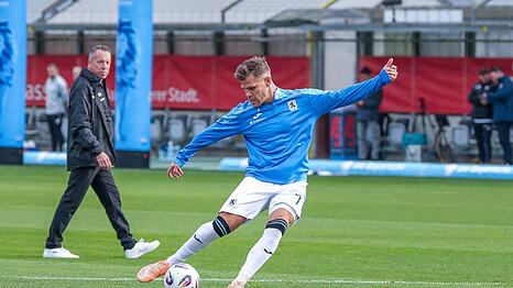 Markus Kauczinski (li.) setzte Florian Niederlechner gegen Cottbus auf die Bank.