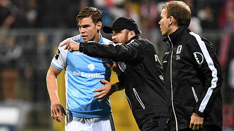 Gemeinsam für den TSV 1860: Simon Lorenz (li.) und Daniel Bierofka (Mi.).
