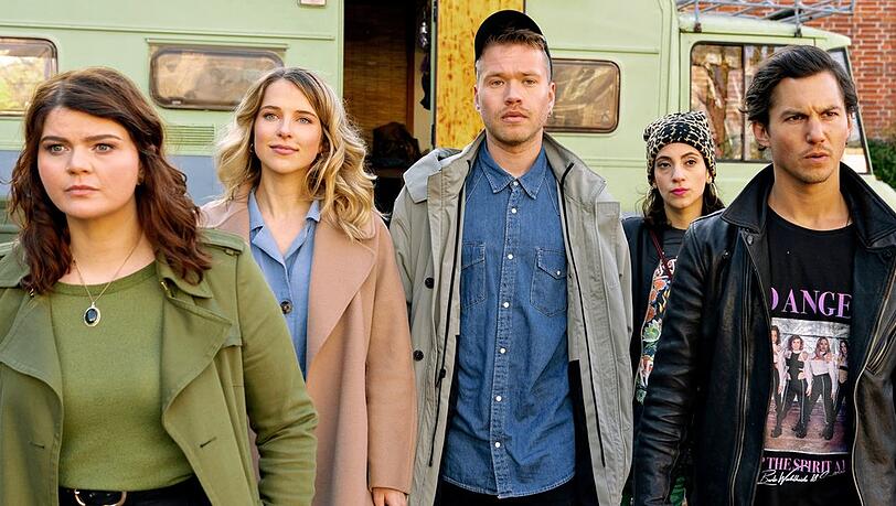 In der Serie "Damaged Goods" spielt Tim Oliver Schultz (r.) den bindungsunfähigen Mads.