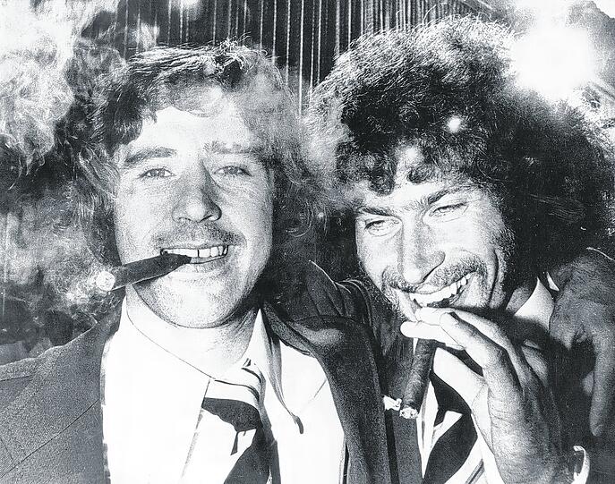 Da haben zwei viel Spaß zusammen: Gerd Müller und Paul Breitner