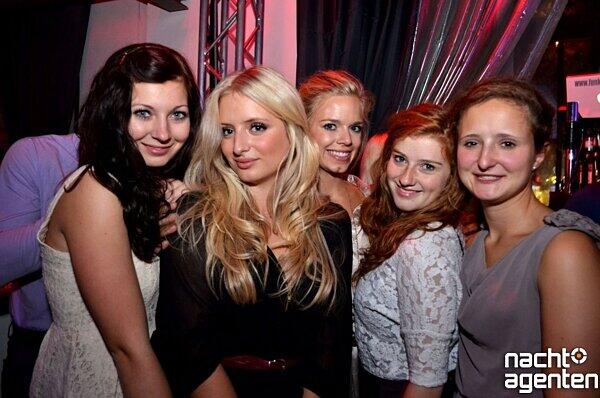 "Club Night mit Funky Fresh" im 8seasons (Samstag, 15.10.11). Noch mehr Fotos gibt es hier www.nachtagenten.de.
