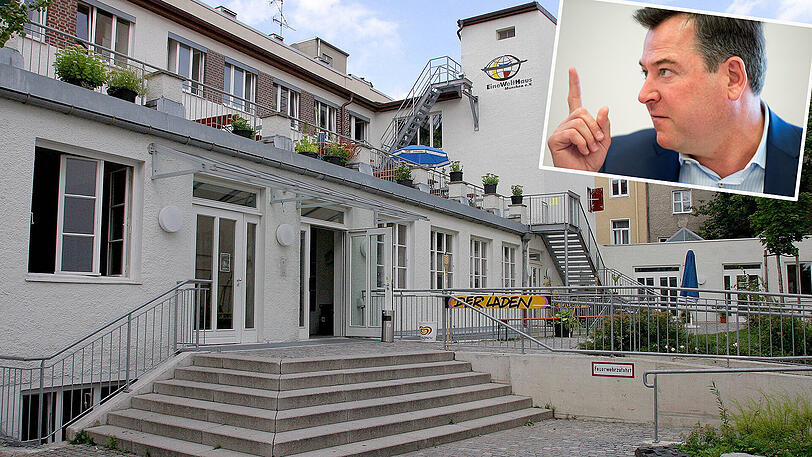 Josef Schmid kritisiert das Eine-Welt-Haus an der Schwanthalerstraße.