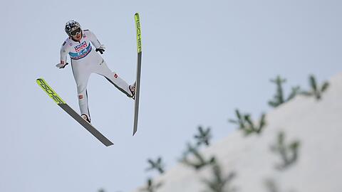 Bei der Vierschanzentournee kommt in diesem Jahr kein richtiges Wintergefühl auf.