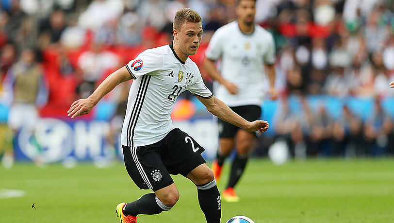 Spielte gegen Nordirland auf der rechten Abwehrseite: Joshua Kimmich Spielte gegen Nordirland auf der rechten Abwehrseite: Joshua Kimmich