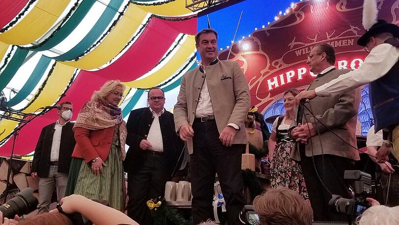 Mittendrin: Markus Söder bei der Eröffnung des Münchner Frühlingsfests. Mittendrin: Markus Söder bei der Eröffnung des Münchner Frühlingsfests.
