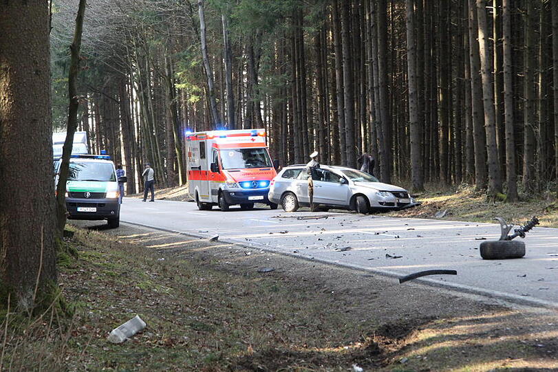 Crash bei Palling: Betrunkener Fahrer kracht in den Gegenverkehr