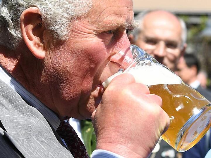 Ohne eine Maß Bier geht es in Bayern nicht.