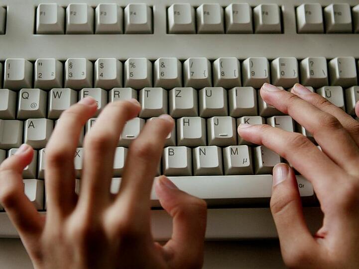 Von der Protestbewegung Anonymous bis zur digitalen Wirtschaft erstreckt sich das Programm der Bloggerkonferenz re:publica, die am Mittwoch in Berlin eröffnet wurde.