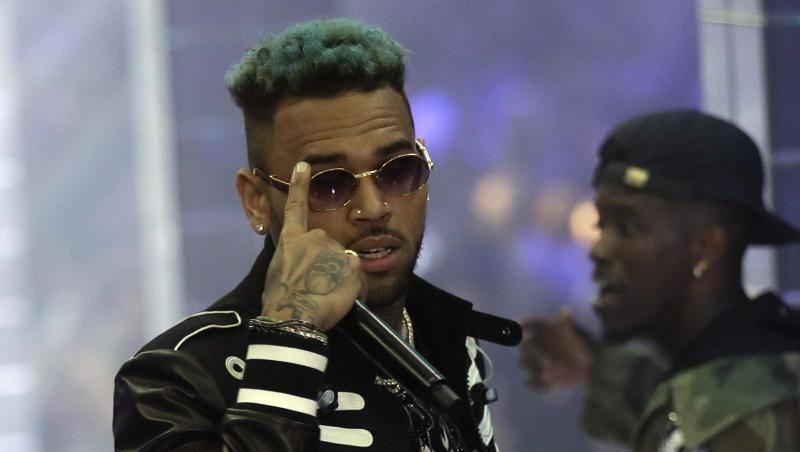 Chris Brown 2018 auf der Modenschau in Mailand. Chris Brown 2018 auf der Modenschau in Mailand.