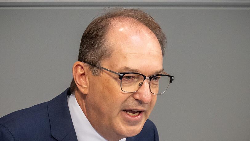 Innenminister Alexander Dobrindt war zu Gast bei "Maybrit Illner". (Archivbild) Innenminister Alexander Dobrindt war zu Gast bei "Maybrit Illner". (Archivbild)