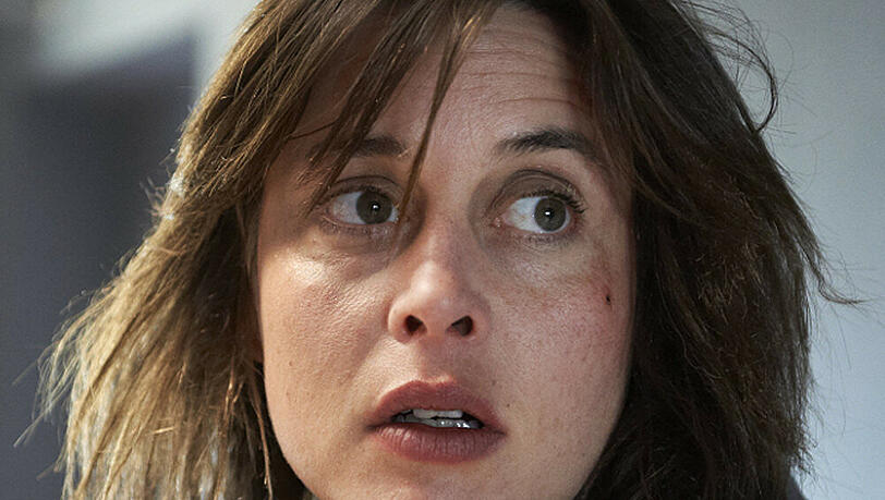 Karen Reinhardt (Susanne Wolff) steht unter Schock: Ihre Kinder sind bei dem Brand ums Leben gekommen Karen Reinhardt (Susanne Wolff) steht unter Schock: Ihre Kinder sind bei dem Brand ums Leben gekommen