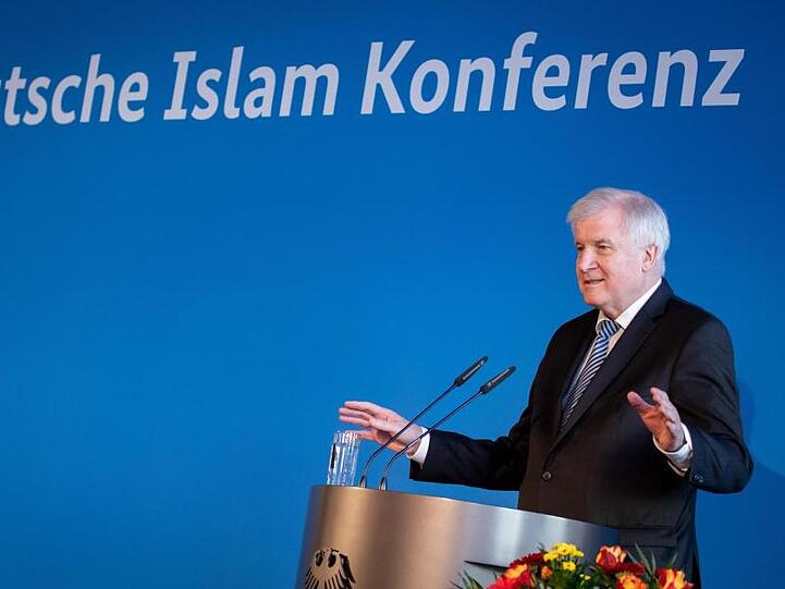 Horst Seehofer bei der Auftaktveranstaltung zur 4. Deutschen Islam-Konferenz des Bundesinnenministeriums.