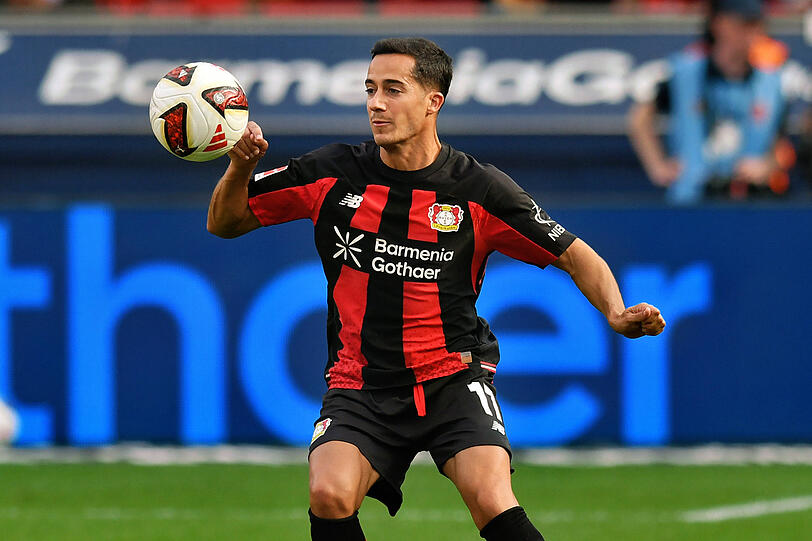 Lucas V&aacute;zquez von Bayer Leverkusen ist zum Beginn der Saison 2026/27 der Bundesligaspieler mit den meisten Instagram-Followern.