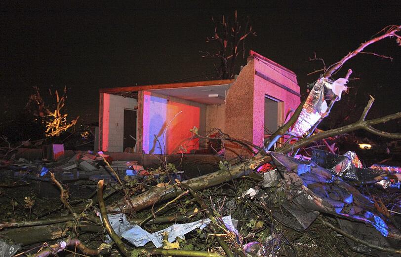 Von diesem Haus in Mayflower (Arkansas) sind nur die Grundmauern geblieben.