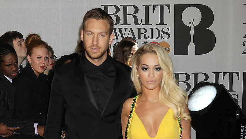 Beim gemeinsamen Auftritt anlässlich der Brit Awards 2014 wirkten weder Calvin Harris noch Rita Ora besonders glücklich Beim gemeinsamen Auftritt anlässlich der Brit Awards 2014 wirkten weder Calvin Harris noch Rita Ora besonders glücklich