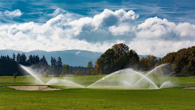 Eine Vollmitgliedschaft im Golfclub kostete aktuell zwischen 999 und 1390 Euro.