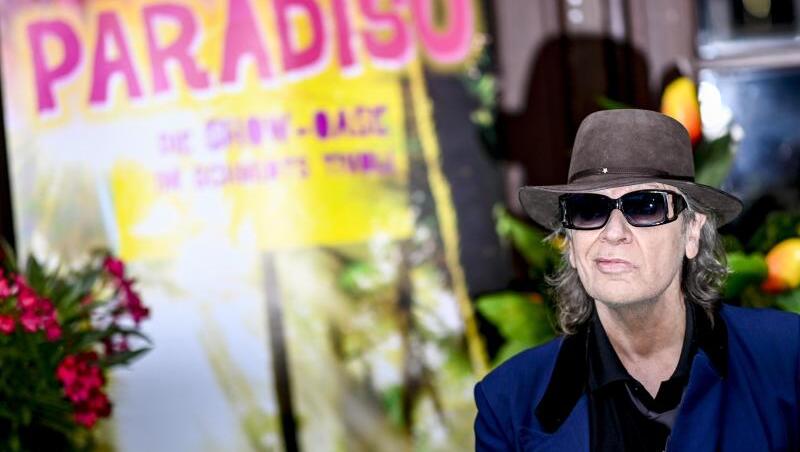 Udo Lindenberg war auch bei der Premiere der Show "Paradiso". Udo Lindenberg war auch bei der Premiere der Show "Paradiso".