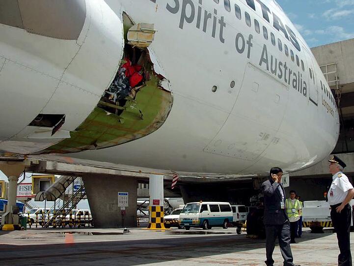Die Qantas-Maschine hatte ein riesiges Loch im Rumpf und musste in Manila notlanden.