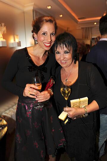 Lola Paltinger, Uschi Ackermann, . . .