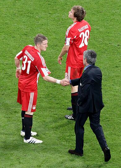José Mourinho ist ein großer Fan von Bastian Schweinsteiger und will den Bayern-Star am Liebsten nach Madrid holen.