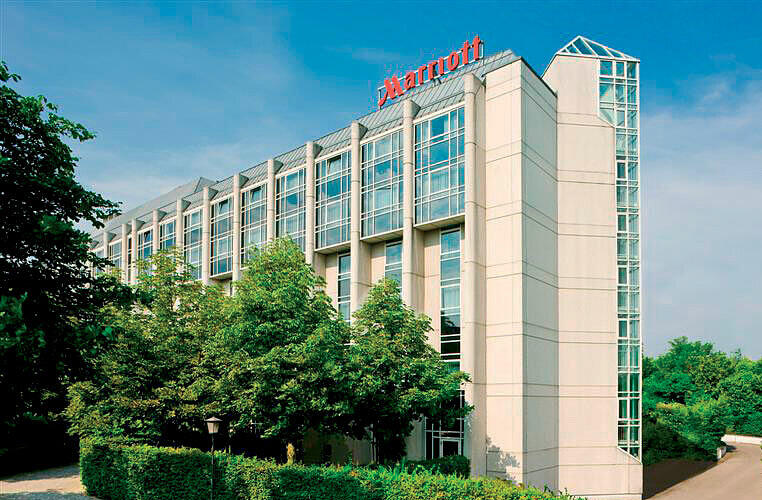 Das Marriott München in der Außenansicht