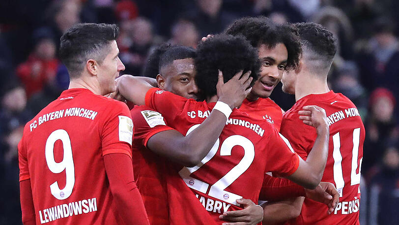 Der Rückstand des FC Bayern auf Tabellenführer RB Leipzig beträgt vier Punkte.