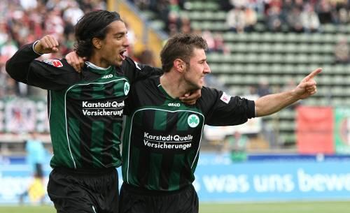 Fürths treffsicheres Duo steht auf den Wunschzetteln einiger Vereine: Stefan Reisinger und Sami Allagui (l.).