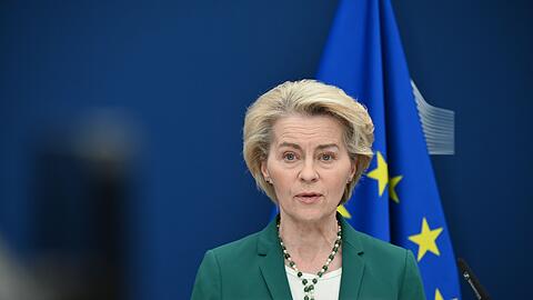 Die EU-Kommission unter Ursula von der Leyen zieht gegebenenfalls Maßnahmen gegen US-Tech-Riesen Google und Meta in Betracht.