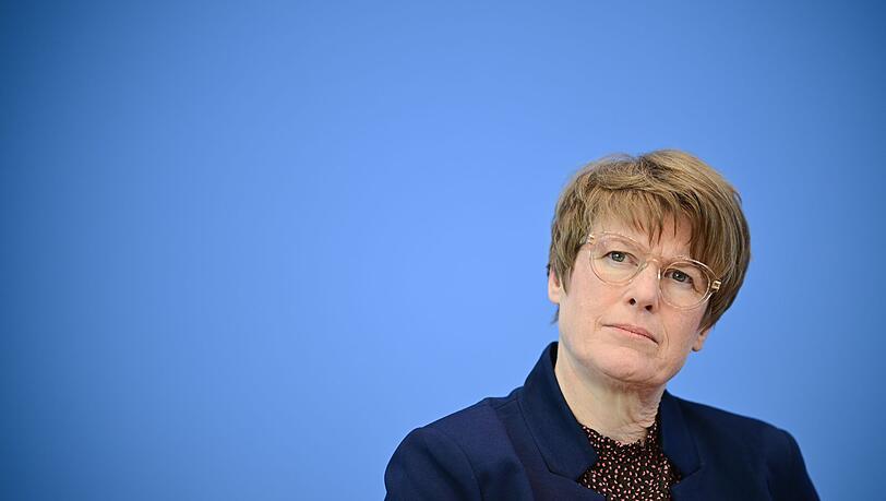 Berater von Wirtschaftsministerin Katherina Reiche sehen Deutschland in einer schweren strukturellen Krise.