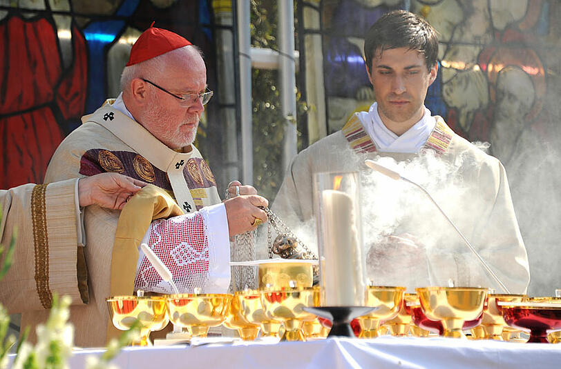 Pontifikalamt und Prozession mit Kardinal Reinhard Marx am Marienplatz.
