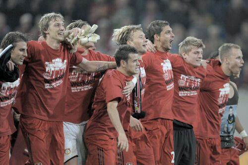 Auf nach Berlin: Die Werkself feiert den Einzug ins Pokalfinale